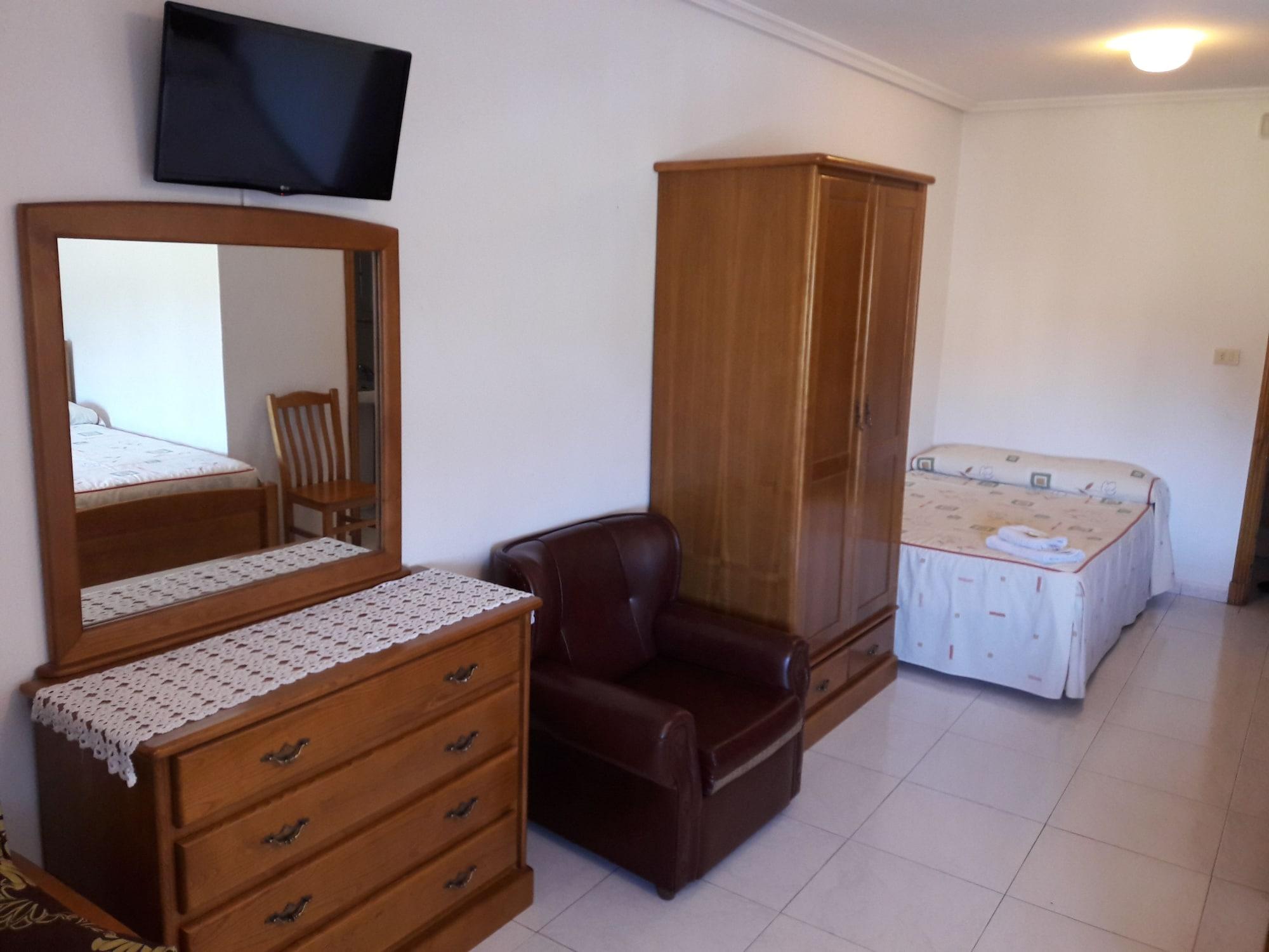 Hostal Sequeiros San Ciprián de Viñas Eksteriør billede