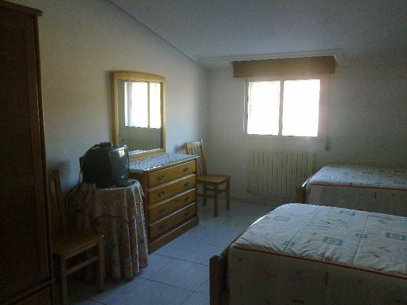 Hostal Sequeiros San Ciprián de Viñas Eksteriør billede